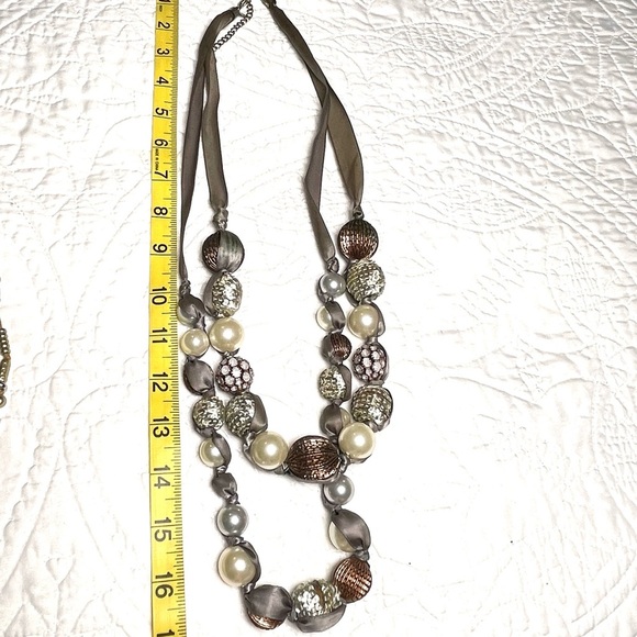 Chico’s Multi Metal Bauble Bead Chunky Large Statement Necklace 17” Neutral - Picture 2 of 6